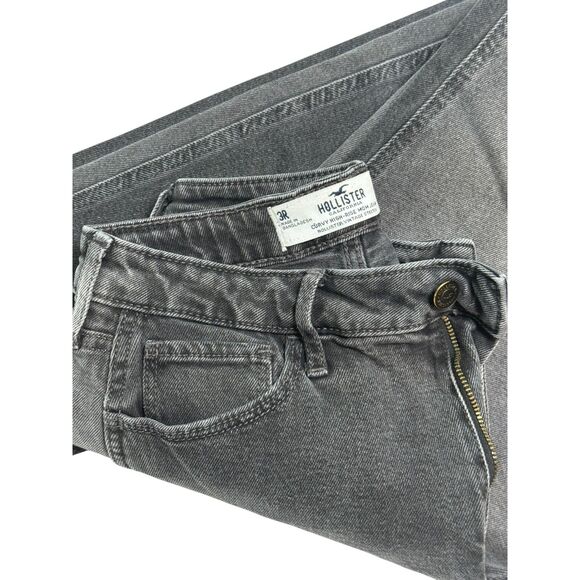 Hollister Curvy High-Rise Mom Jean- 3R/ W26 L27 - Picture 4 of 9